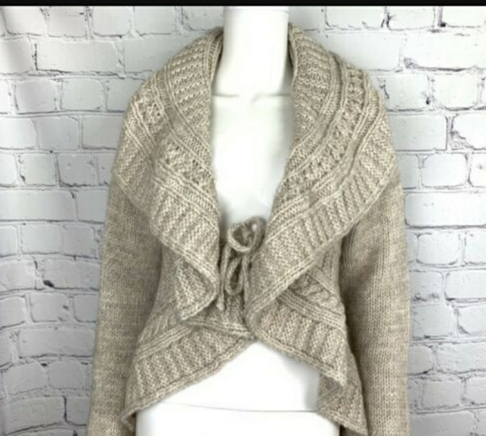 Anthropologie Elsamanda sweater